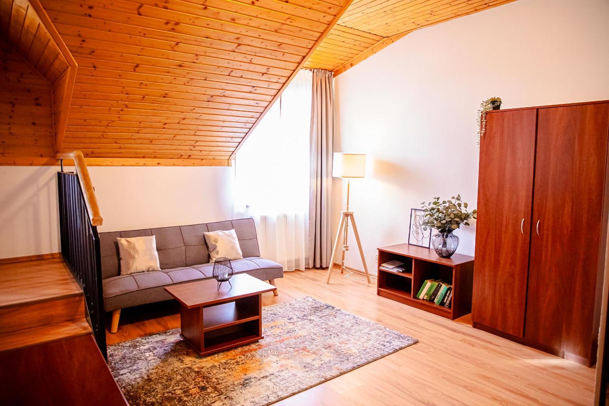 Hotel Rozálka Pezinok Exteriér fotografie