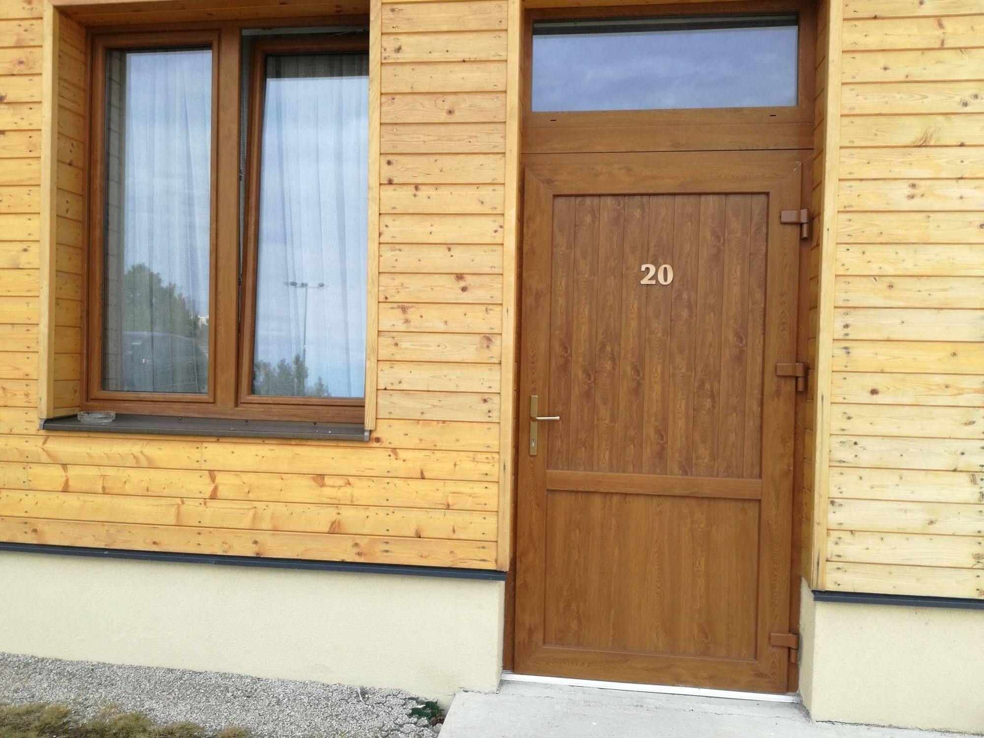 Hotel Rozálka Pezinok Exteriér fotografie